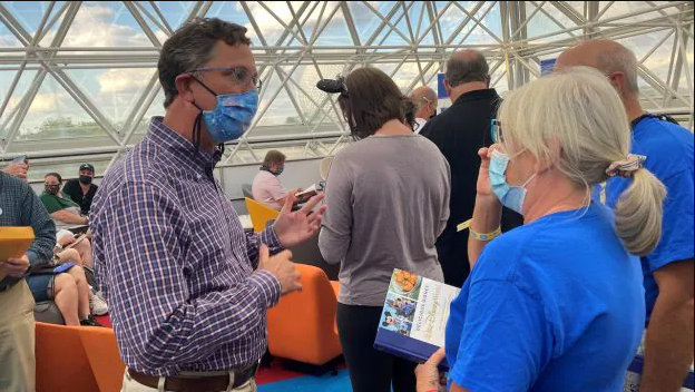 Bill Diercksen New Disney Vacation Club Senior Vice President Greets Guests at Epcot