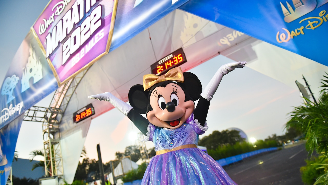 Minnie Mouse at the 2022 Walt Disney World Marathon Weekend