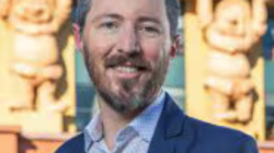 Adam Earnhart Headshot