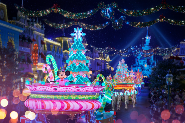 Holidays at Disneyland Paris 2024 - Halfway to the Holidays 2024