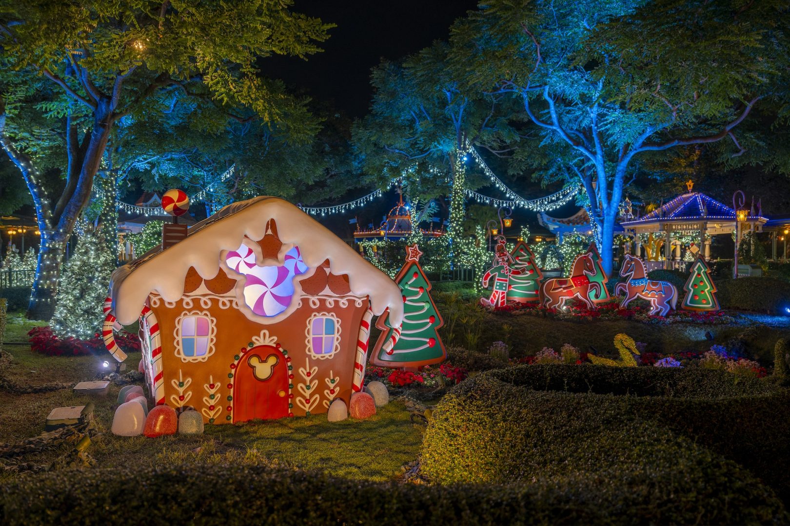 Hong Kong Disneyland Resort, Holidays 2024