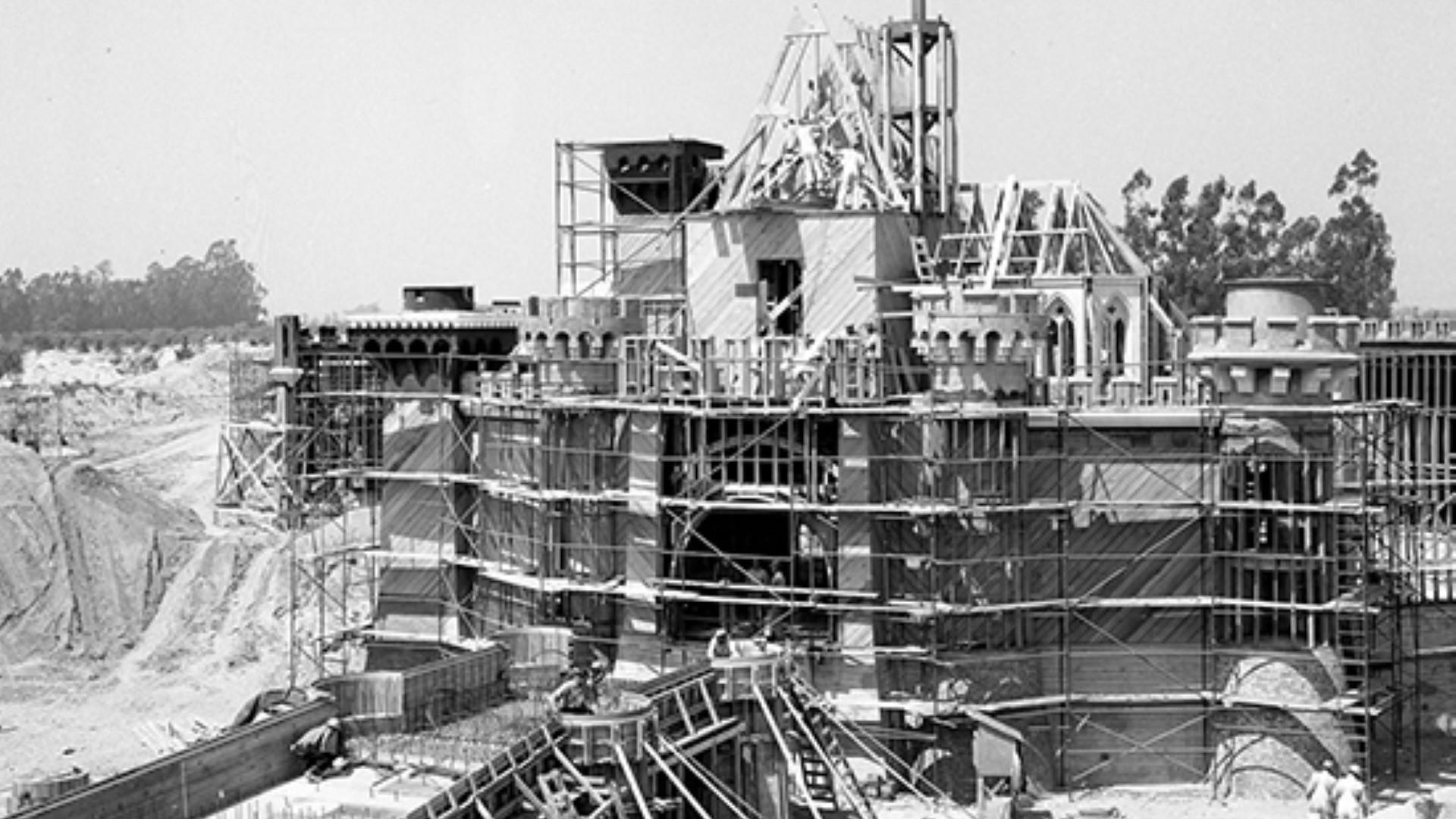 Building the Dream: The Making of Disneyland Park - Sleeping Beauty Castle - Part One