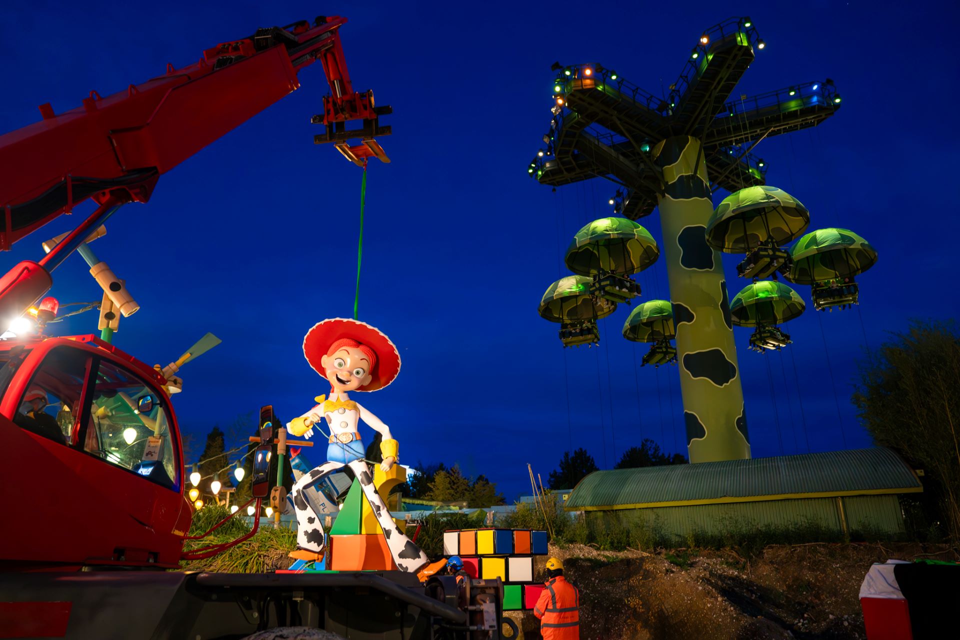 Disneyland Paris Releases Construction Updates: Disney Adventure World and More - Adventure Way (2)