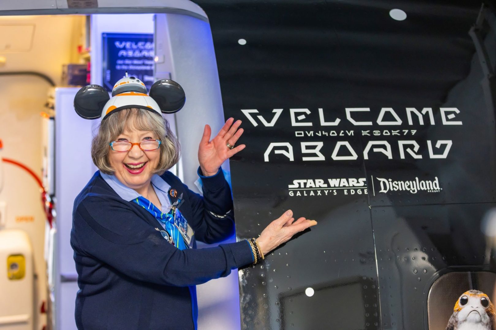 Alaska Airlines Unveils its New Disneyland Resort-Themed Plane “Tiana’s Bayou Adventure Flyer”