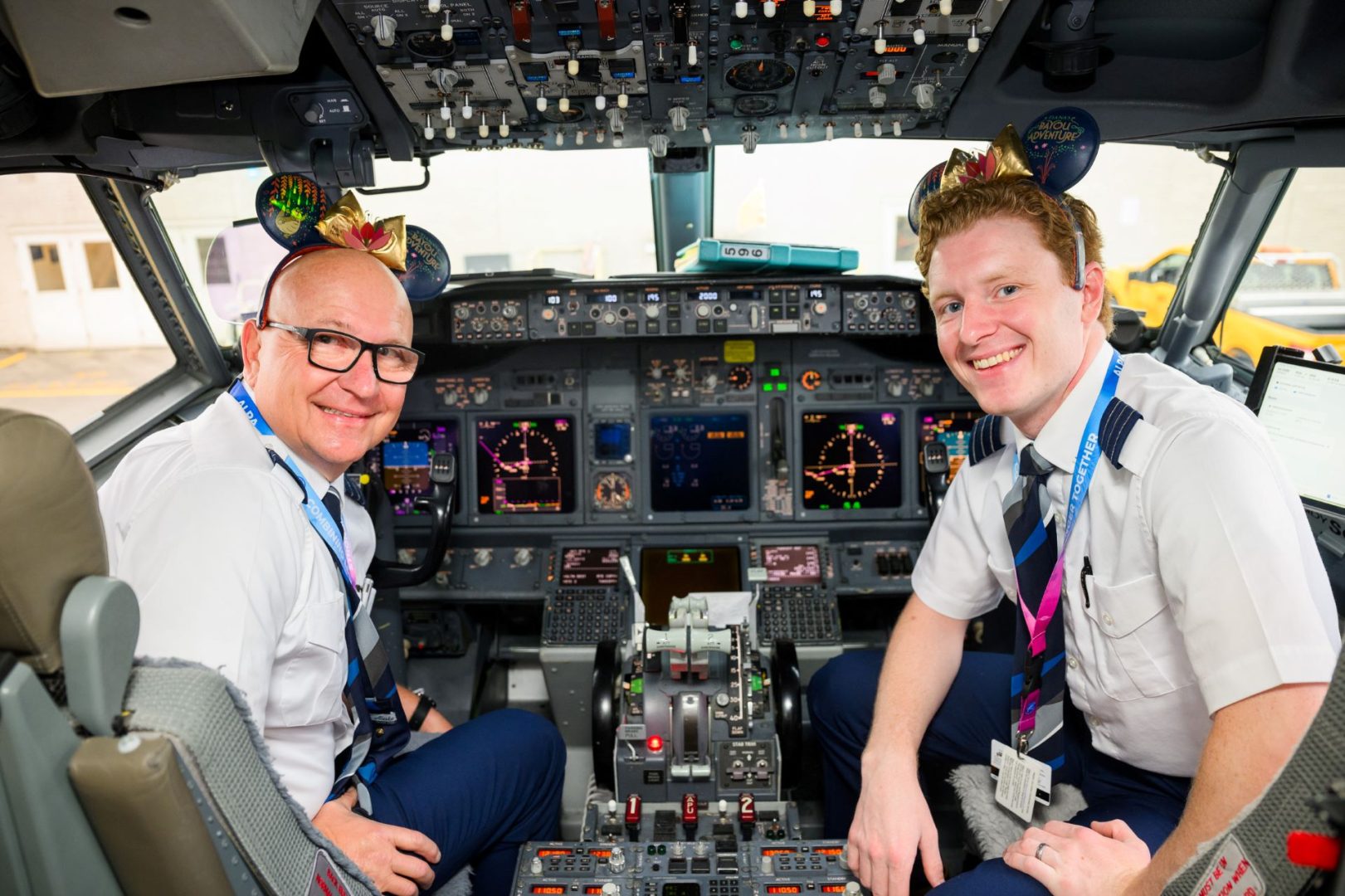 Alaska Airlines Unveils its New Disneyland Resort-Themed Plane “Tiana’s Bayou Adventure Flyer”