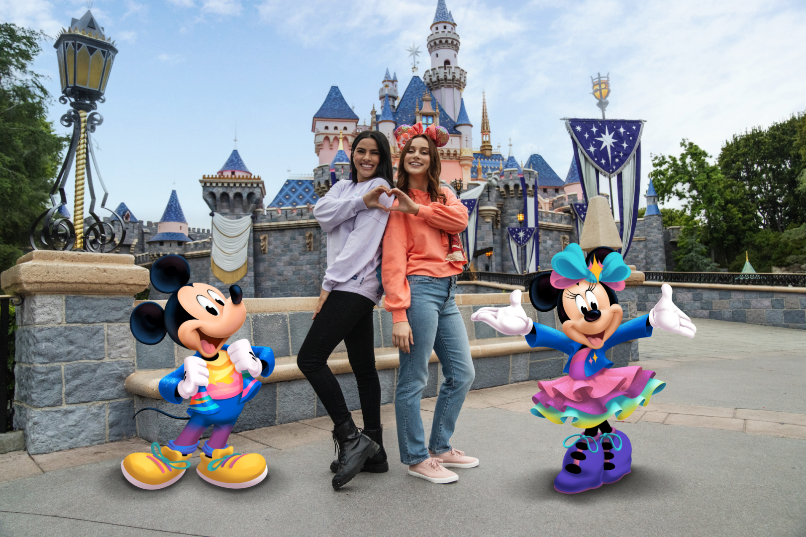 Guide to the 70th Anniversary at Disneyland Resort - Disney PhotoPass