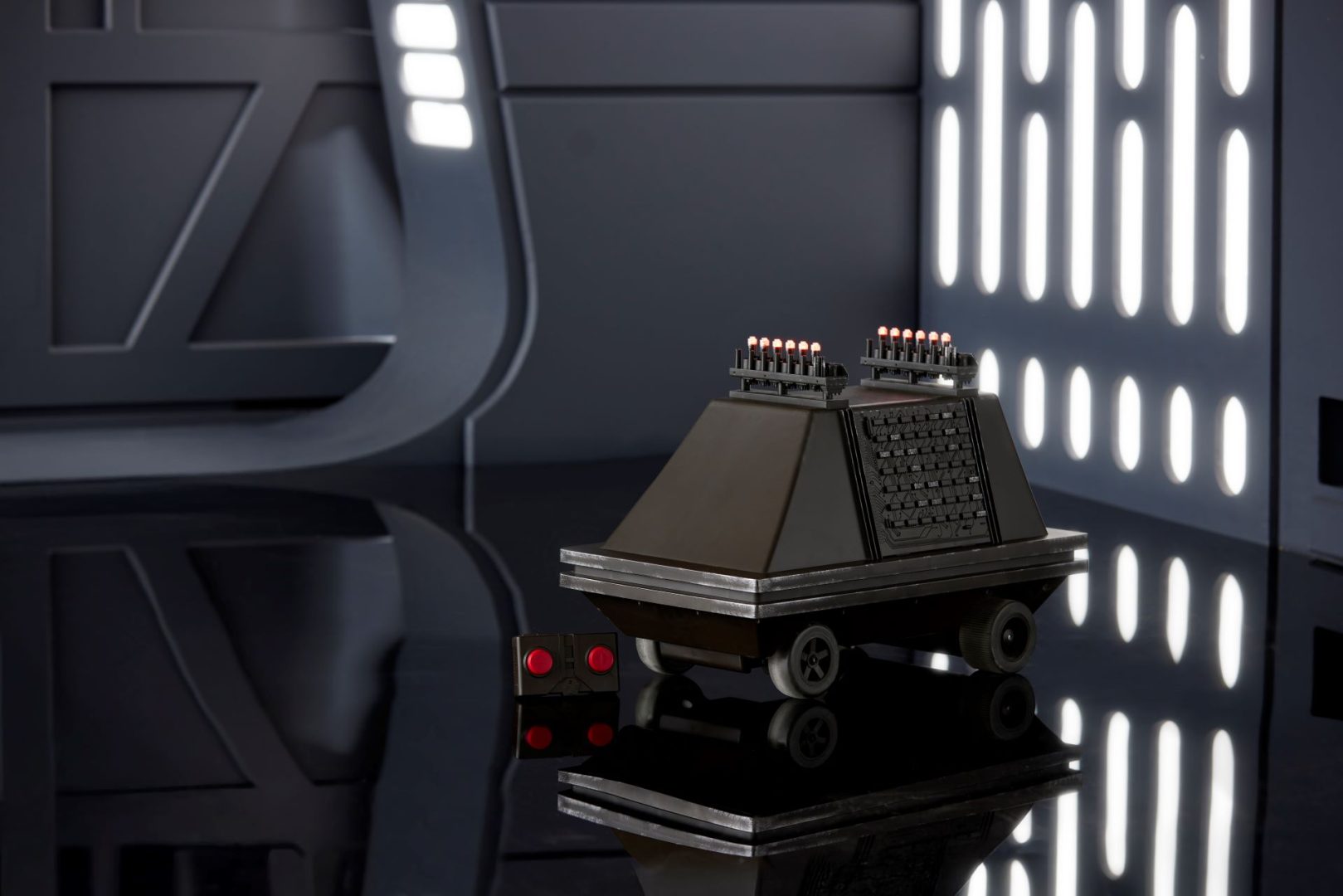 New Savi’s Workshop Lightsaber Offering and More