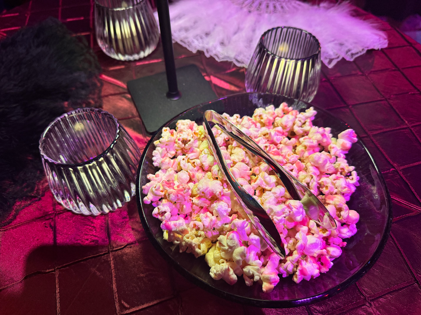 De Vil’s Piano Lounge strawberry shortcake popcorn