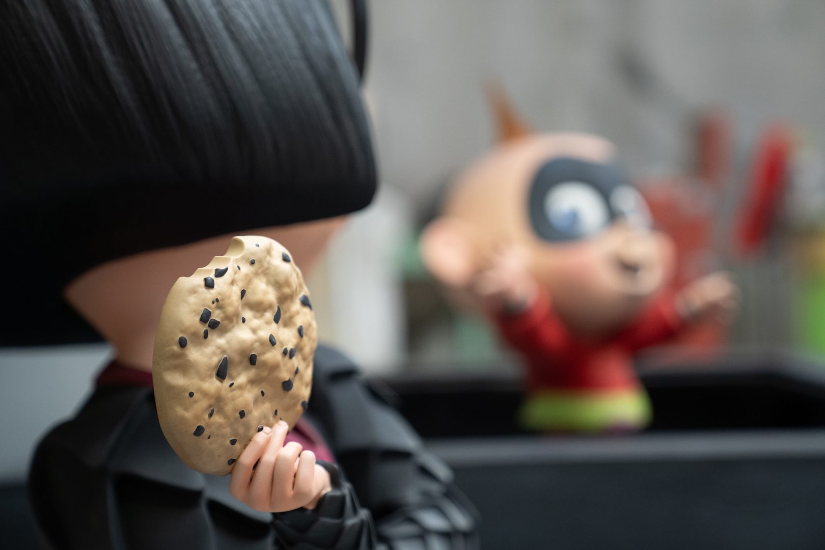 Sweets shop statues for Edna A La Mode Sweets, Disney Destiny