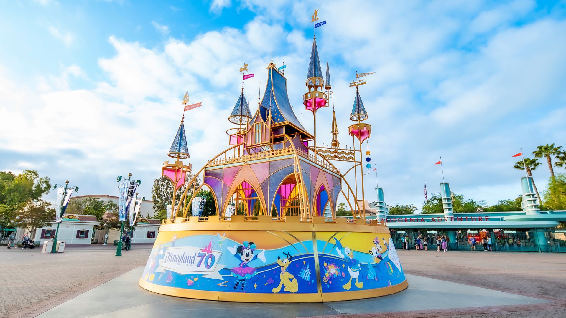 Guide to the 70th Anniversary at Disneyland Resort
