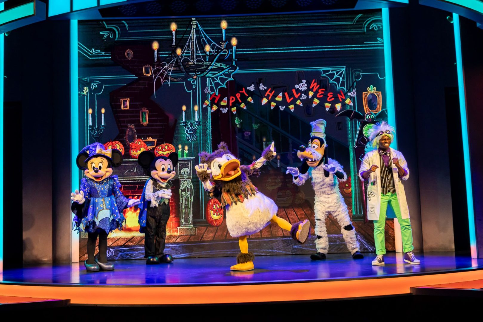 2025 Halloween at Disneyland: Oogie Boogie Bash Dates and More