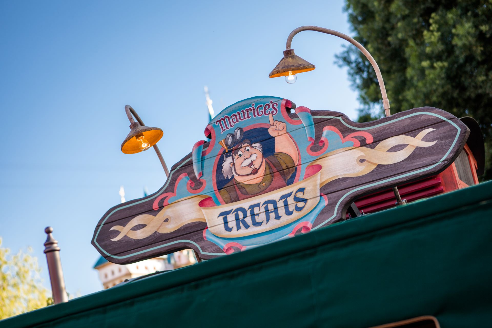Where to Eat at Disneyland Park