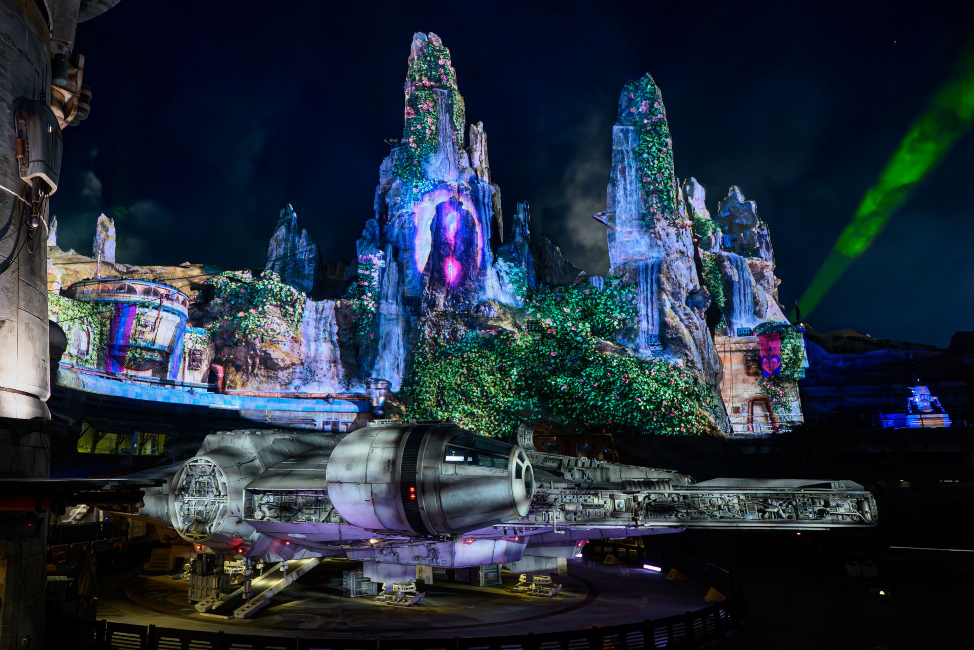 Where to Eat at Disneyland Park