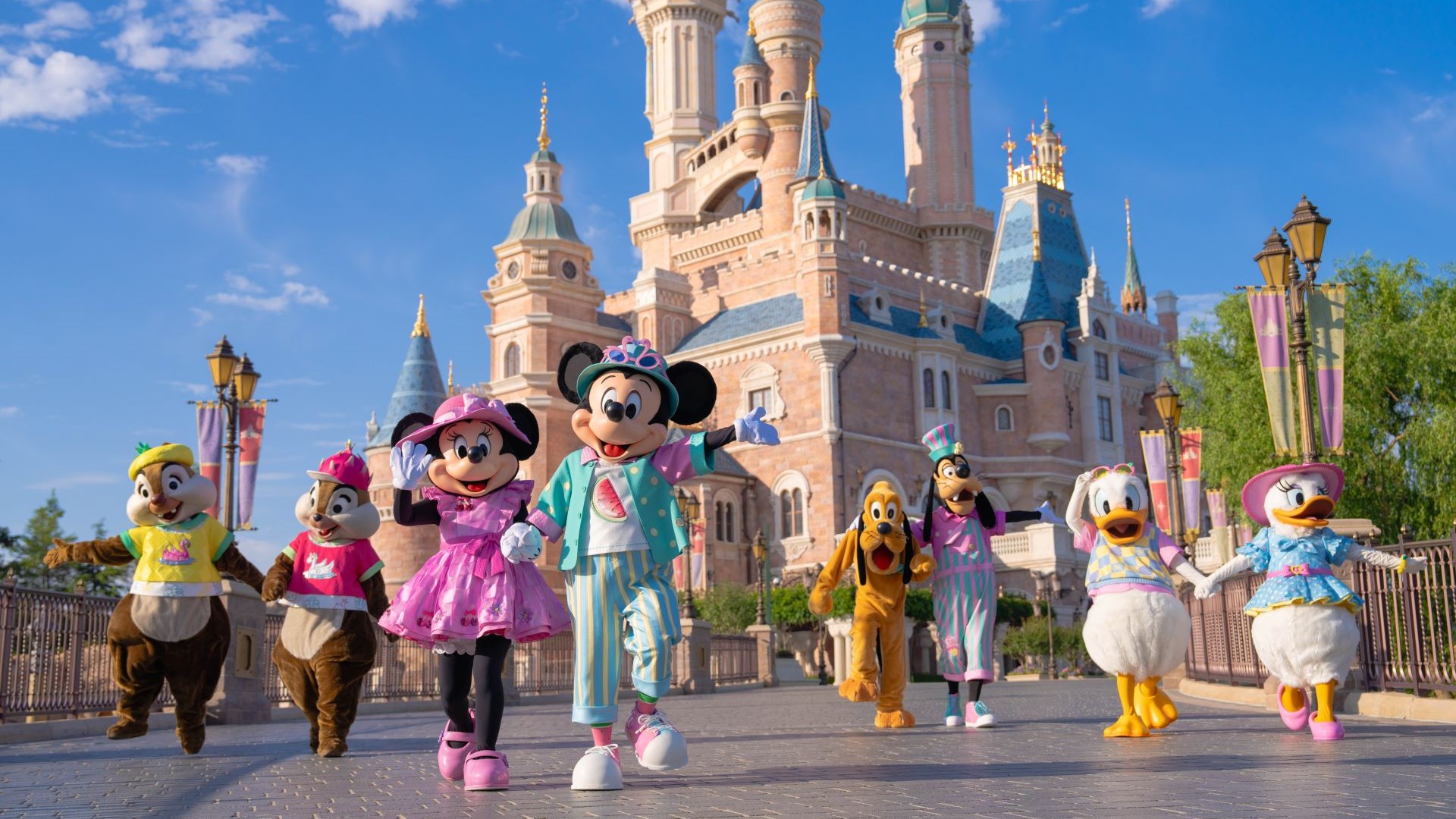 Summer Kicks Off at Shanghai Disney Resort