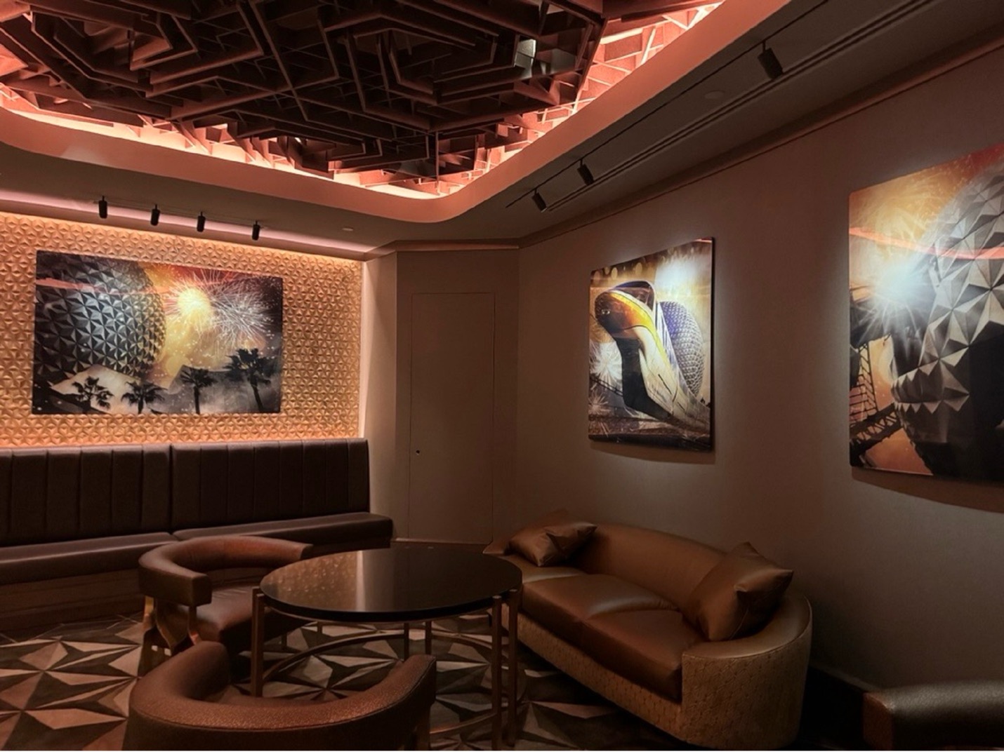 Intimate lobby Inside GEO-82 Spaceship Earth Lounge