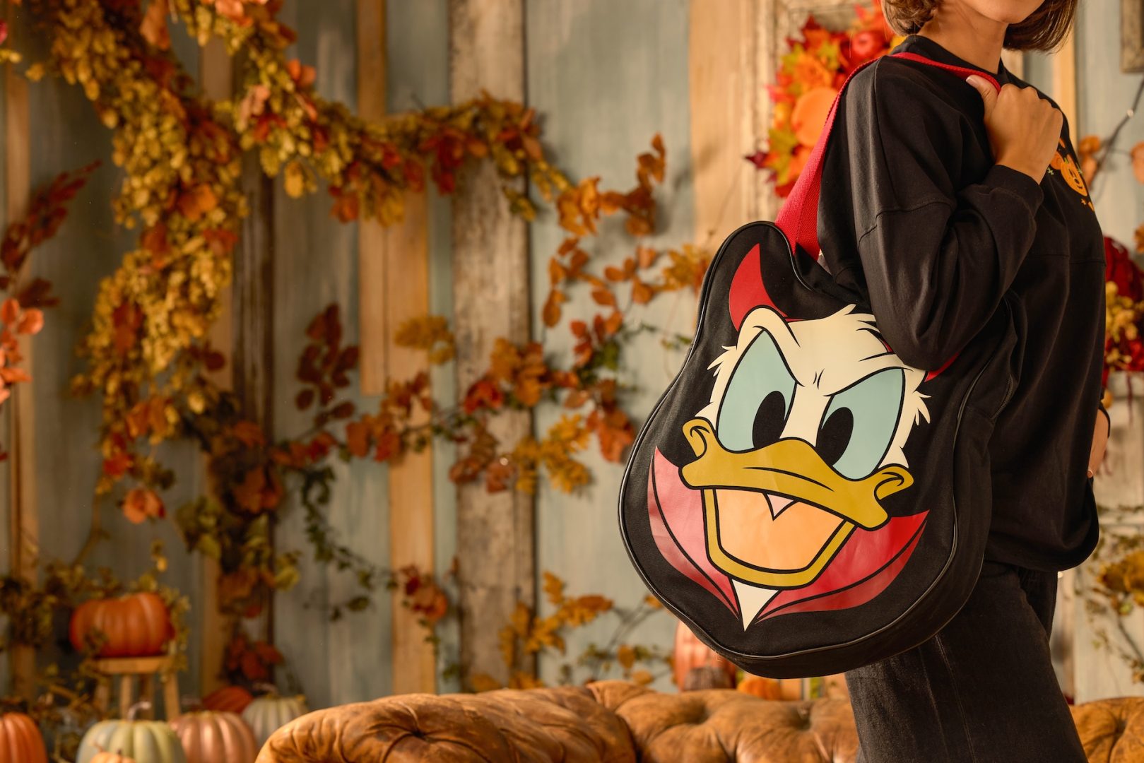 Donald Duck Halloween Glow-in-the-Dark Big Face Tote