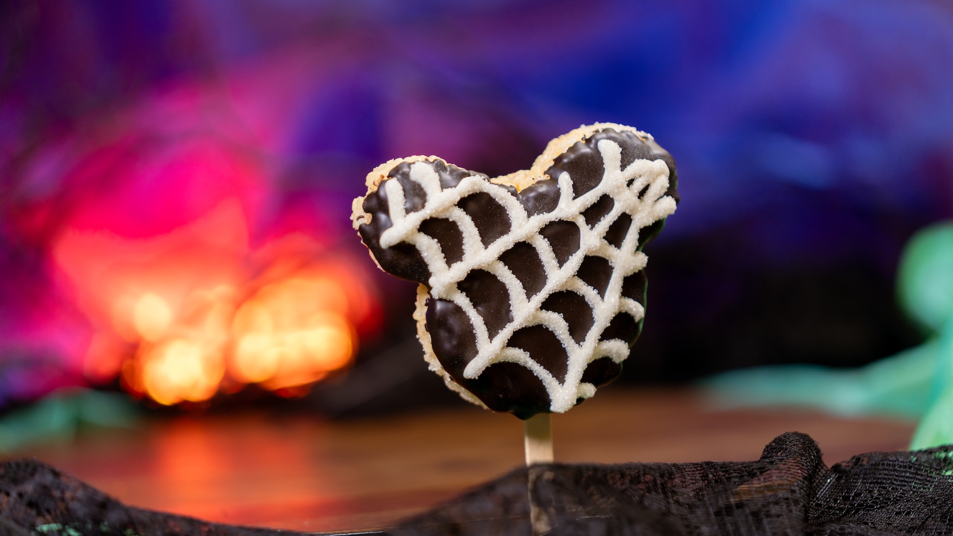 Spiderweb Cereal Treat