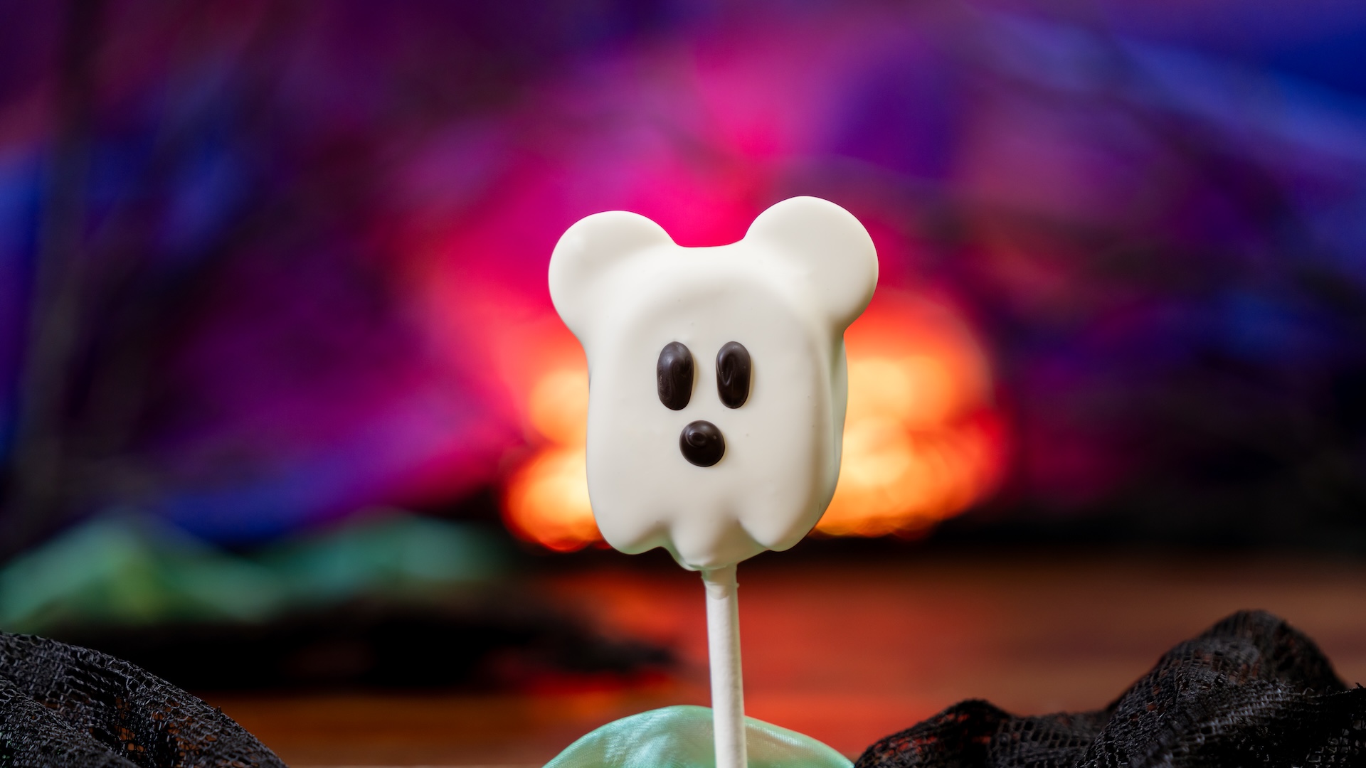 Ghost Mickey Cake Pop