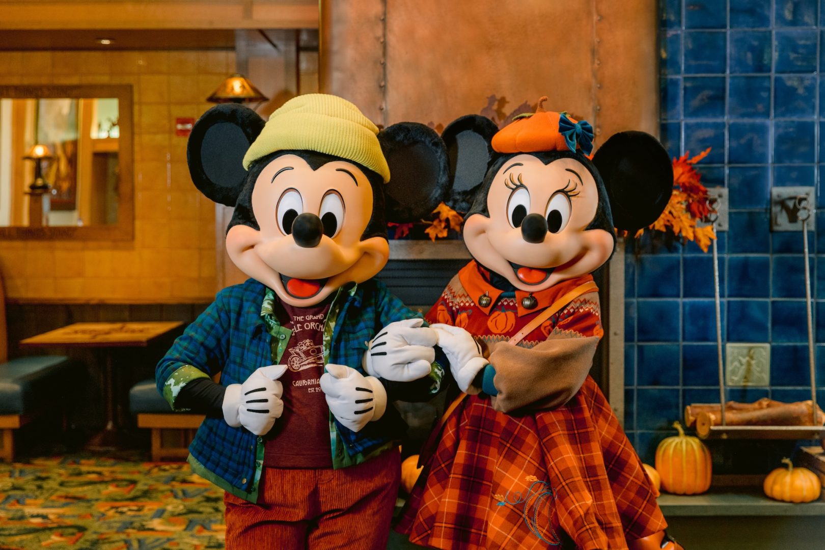 Mickey and Minnie at Storytellers Cafe