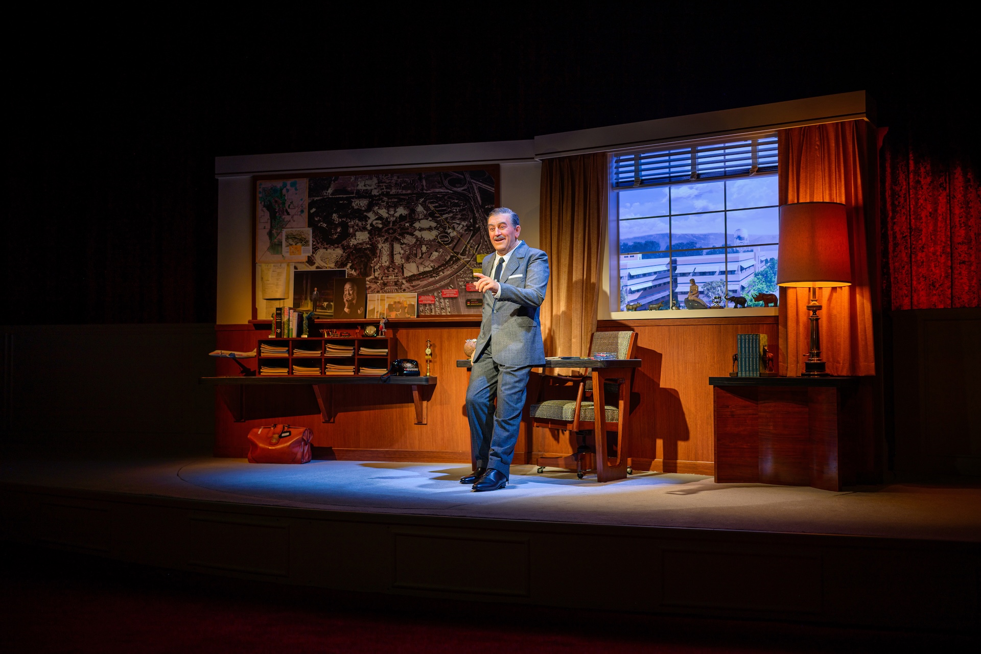 "Walt Disney - A Magical Life" at Disneyland park