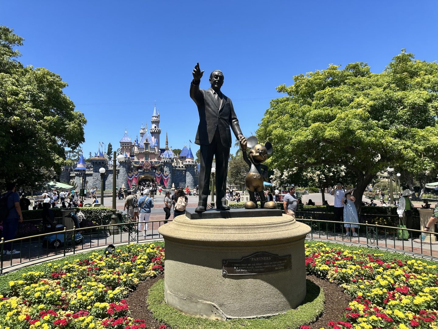 Partners Statue in Disneyland park