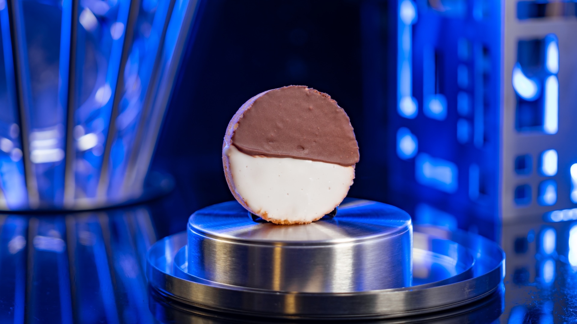 The Fantastic Four: First Steps Black and White Cookie at DLR