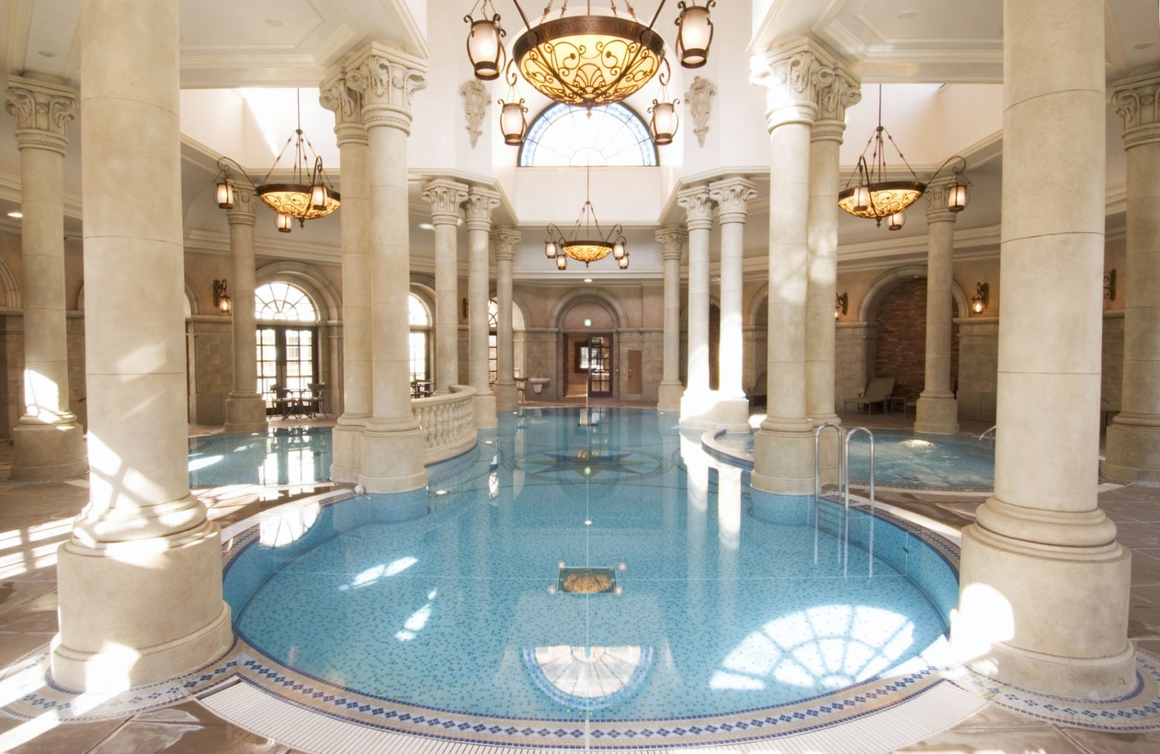 Hotel MiraCosta indoor pool