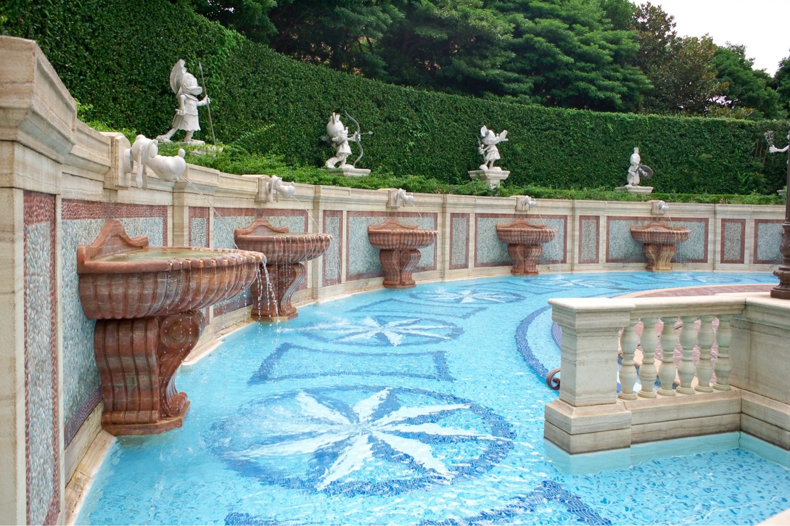 Hotel MiraCosta outdoor pool