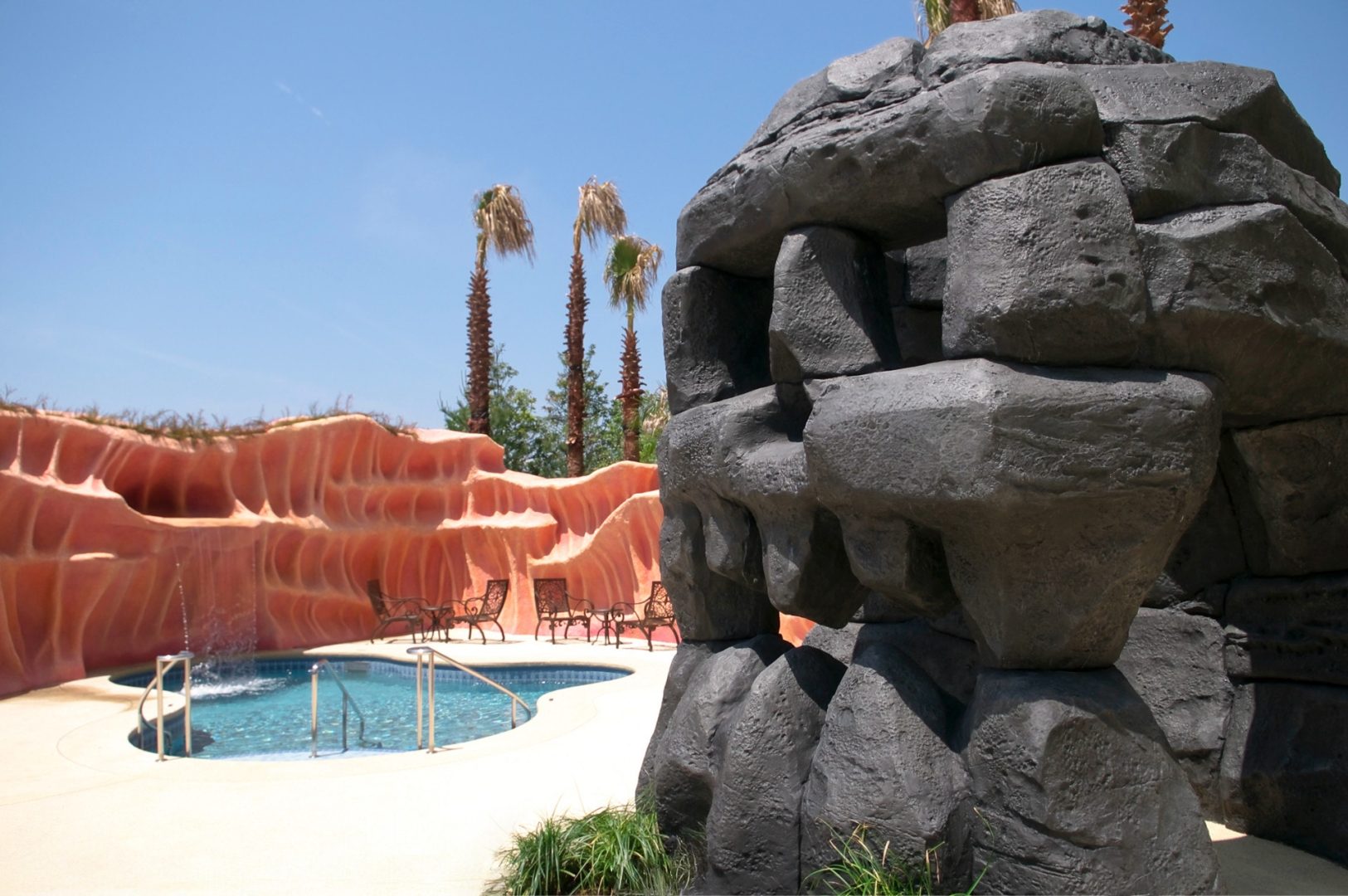 Tokyo Disneyland Hotel outdoor pool