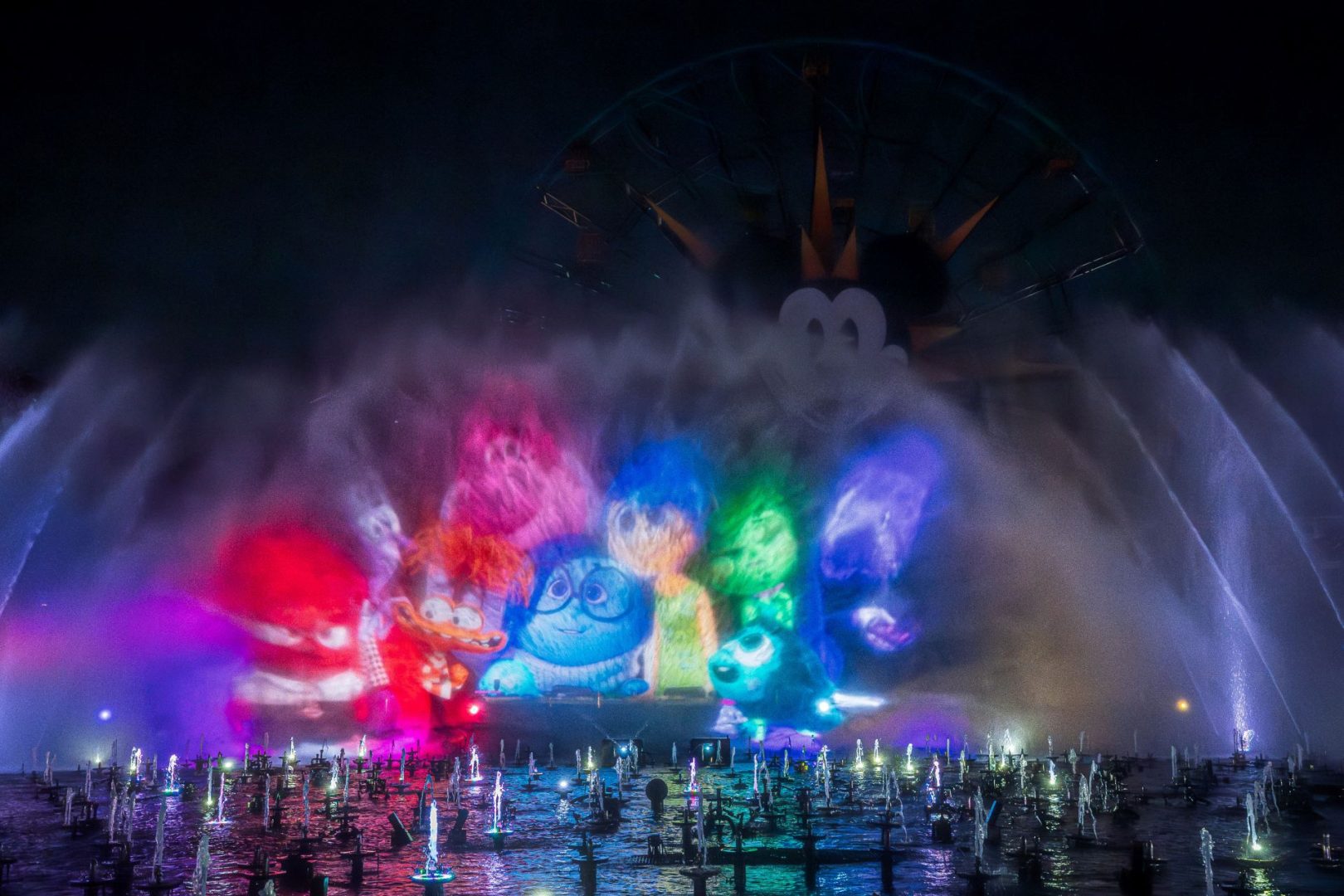 Holidays at Disneyland Resort 2025 - World of Color