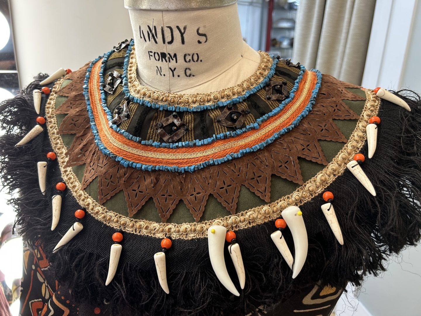 Disney Destiny Ship's Log Pride Lands: Feast of The Lion King Costumes