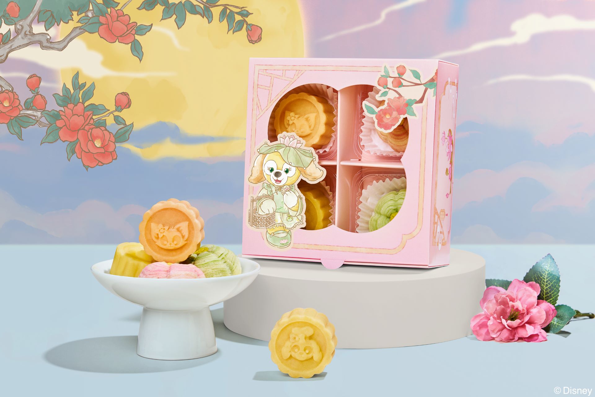 Celebrate with Duffy and Halloween at Shanghai Disney Resort