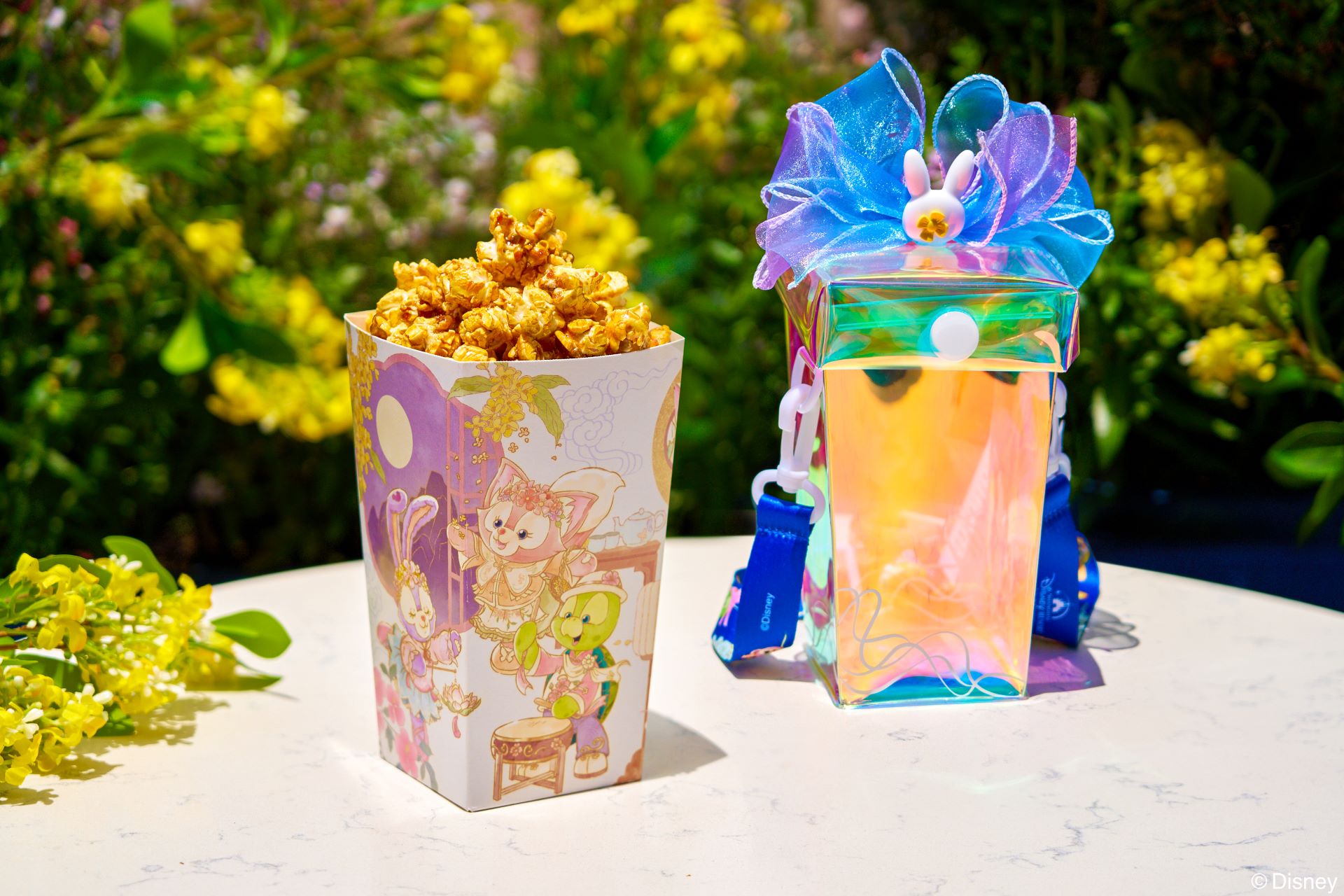 Celebrate with Duffy and Halloween at Shanghai Disney Resort