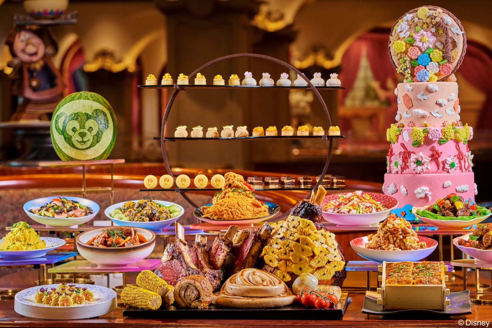 Celebrate with Duffy and Halloween at Shanghai Disney Resort