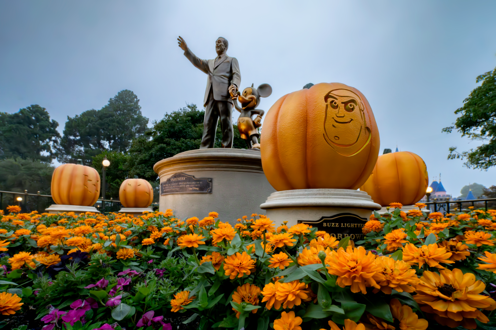 "Partners" Statue at Disneyland Park