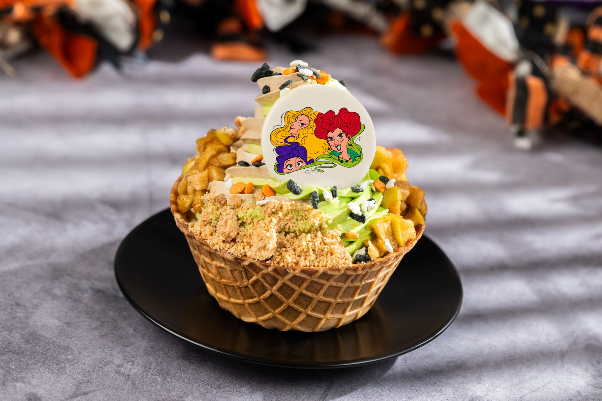 The Sanderson Sisters Caramel Apple Pie Sundae Walt Disney World Halloween
