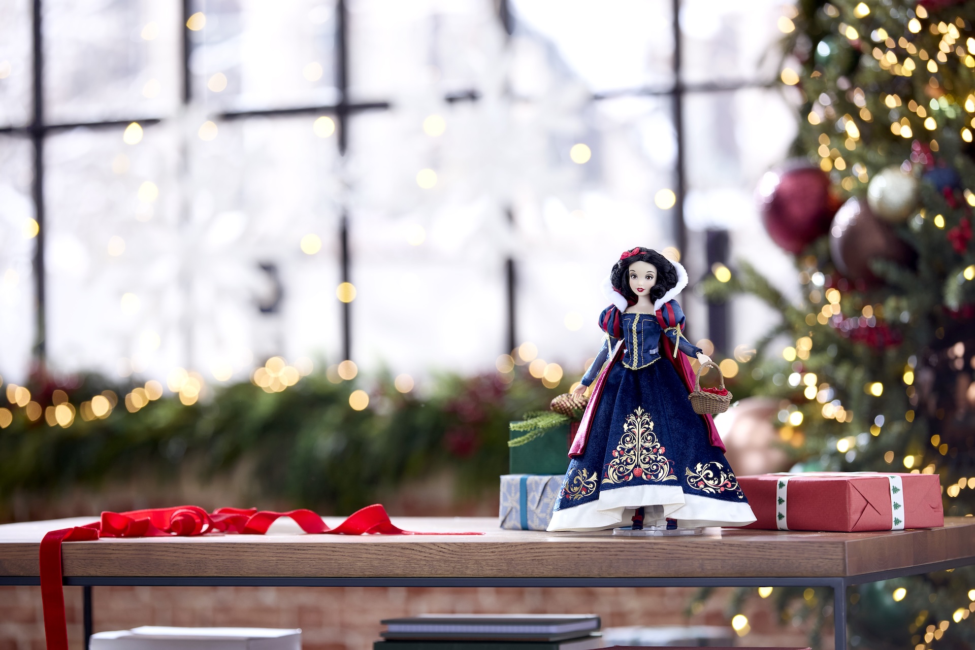 Disney Store Top Holiday Toy Picks Snow White Collector's Doll