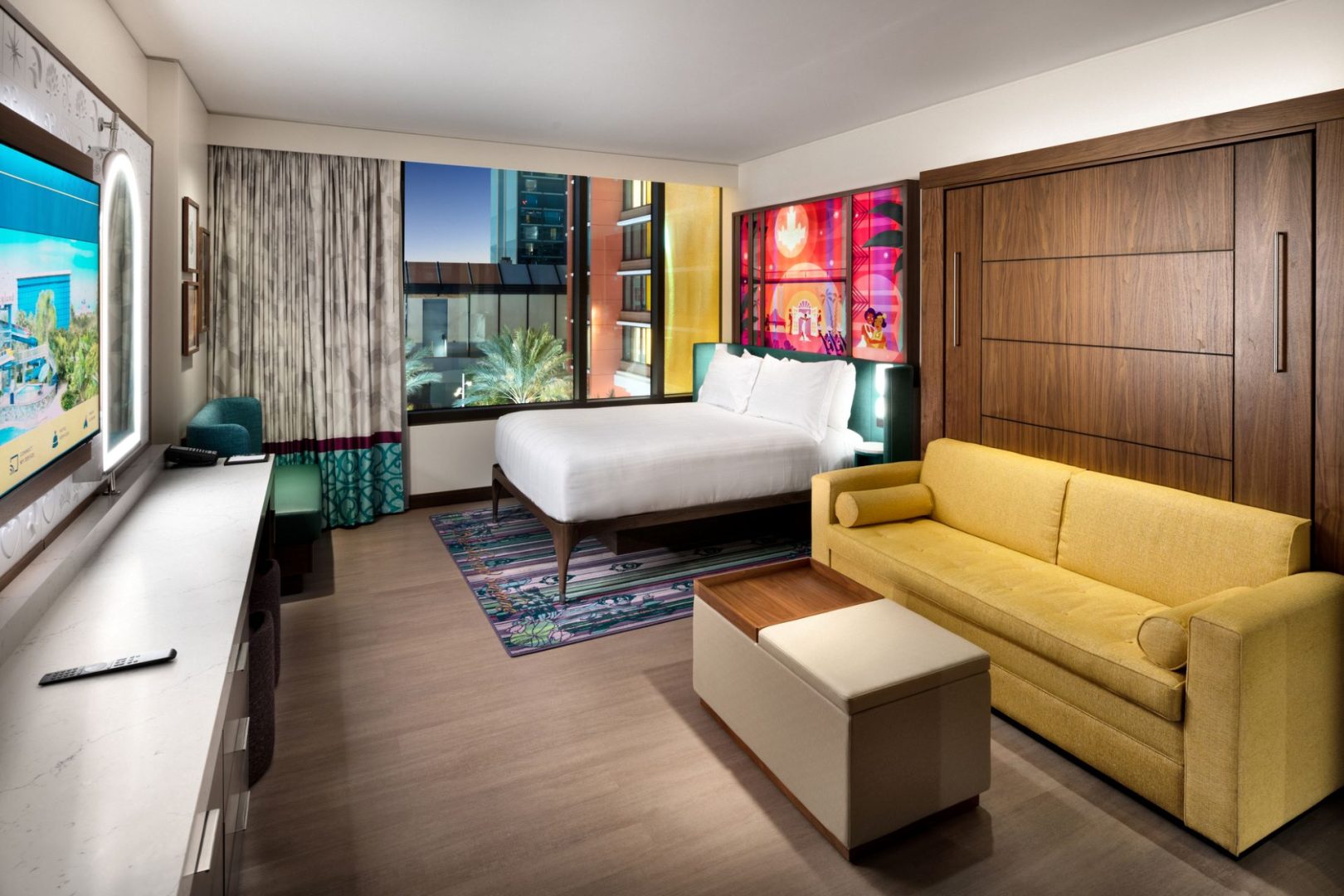 Deluxe Studio at The Villas at the Disneyland Hotel