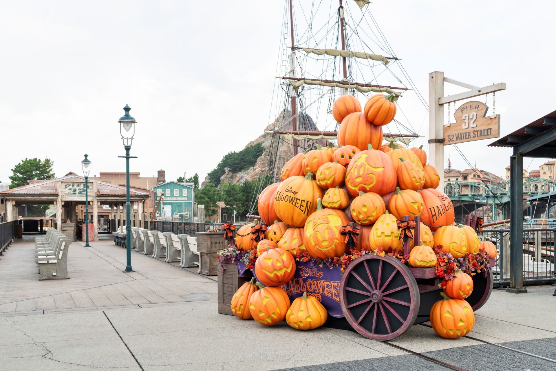 Halloween Pumpkins at Tokyo DisneySea