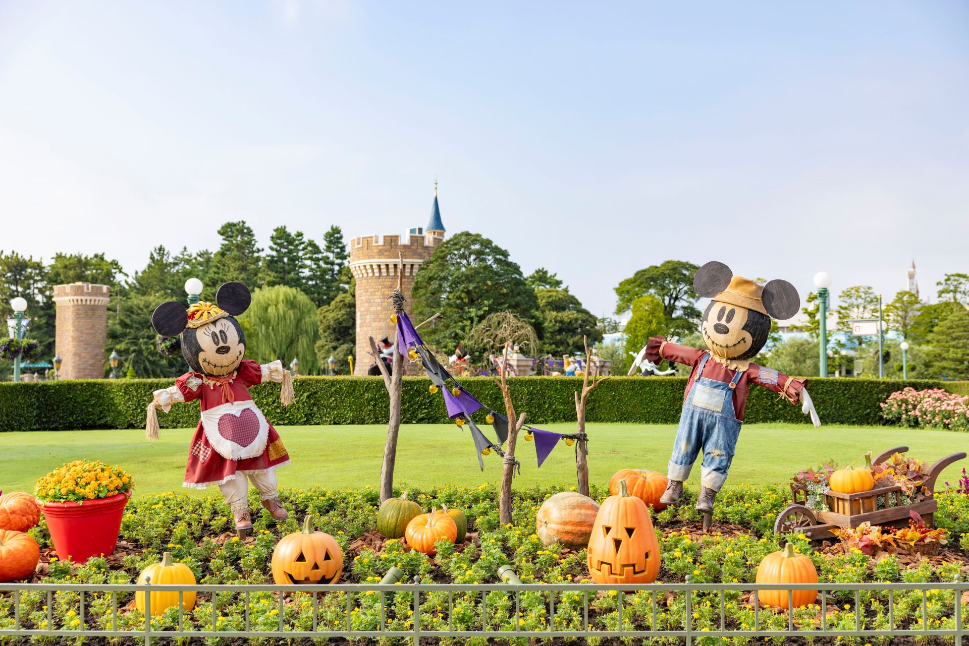 Mickey Mouse and Minnie Mouse Scarecrows