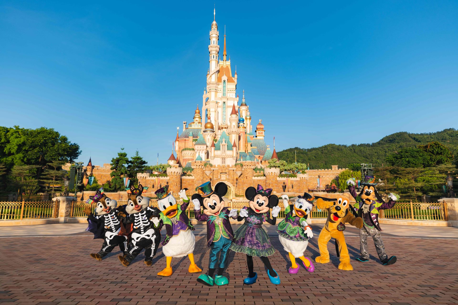 Mickey and Friends Halloween Hong Kong Disneyland