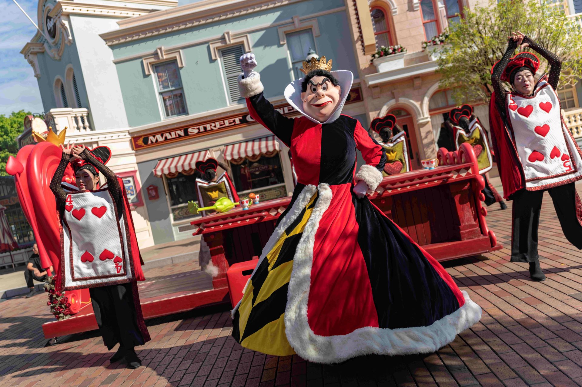 Queen of Hearts at Hong Kong Disneyland