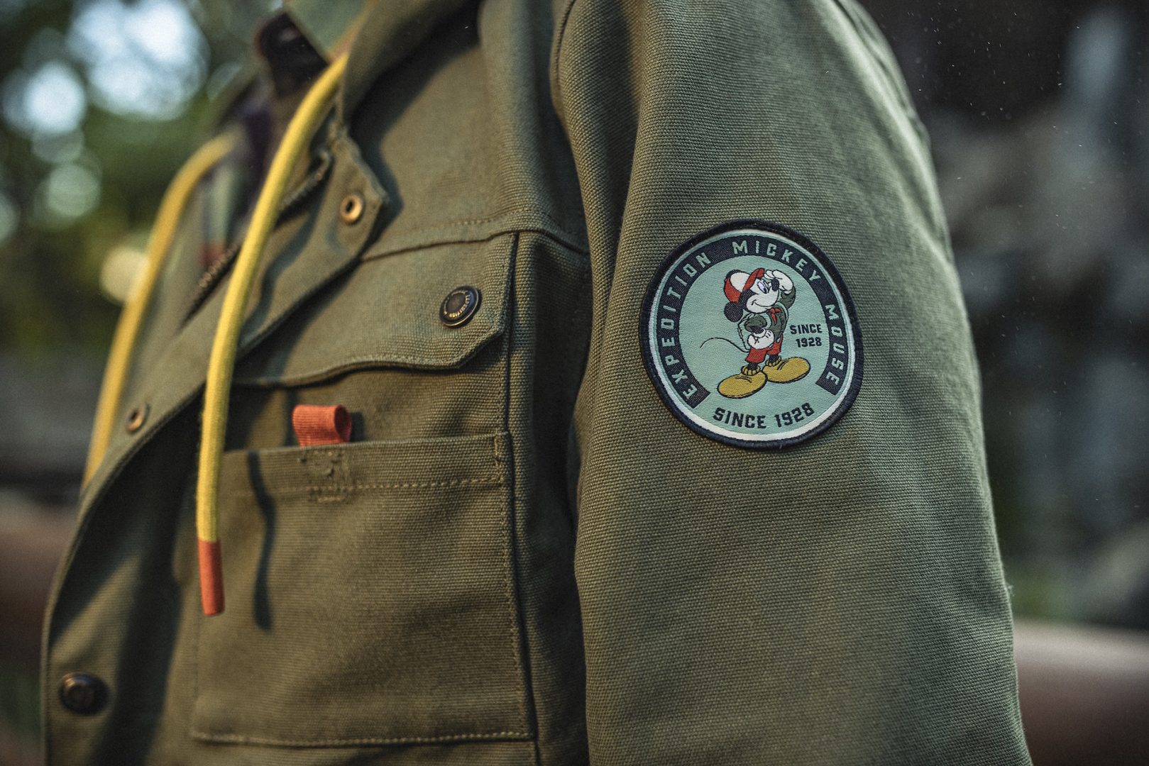 Bret Iwan Expedition Mickey Mouse Disney Parks Collection