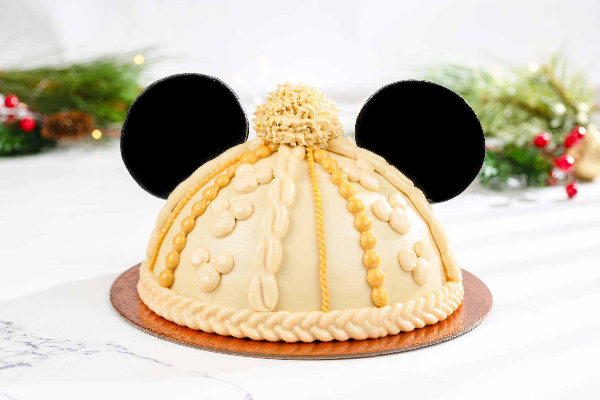 Mickey Sweater Hat Dome Cake: Gingerbread chiffon, marshmallow mousse, milk chocolate mousse, and salted caramel crispy pearls (New) 