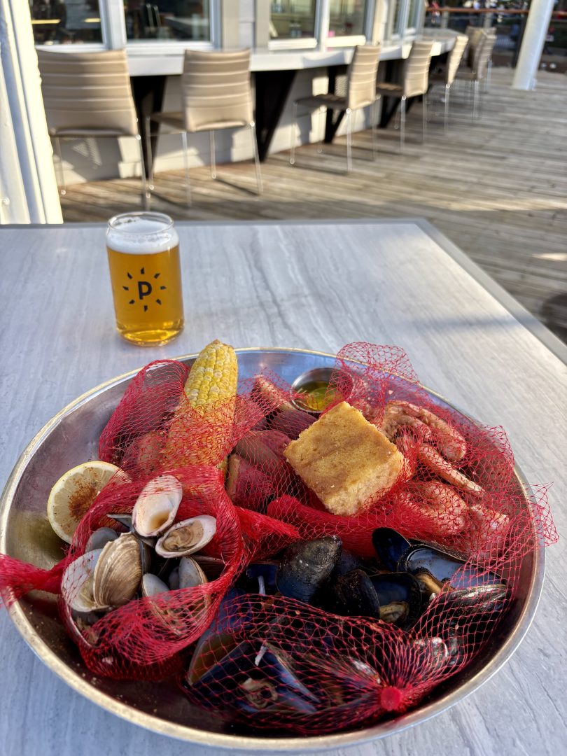 Boiling in a Winter Wonderland: Key West Pink Shrimp, Cedar Key Little Necks, PEI mussels, corn bread, red potatoes, and sweet corn  