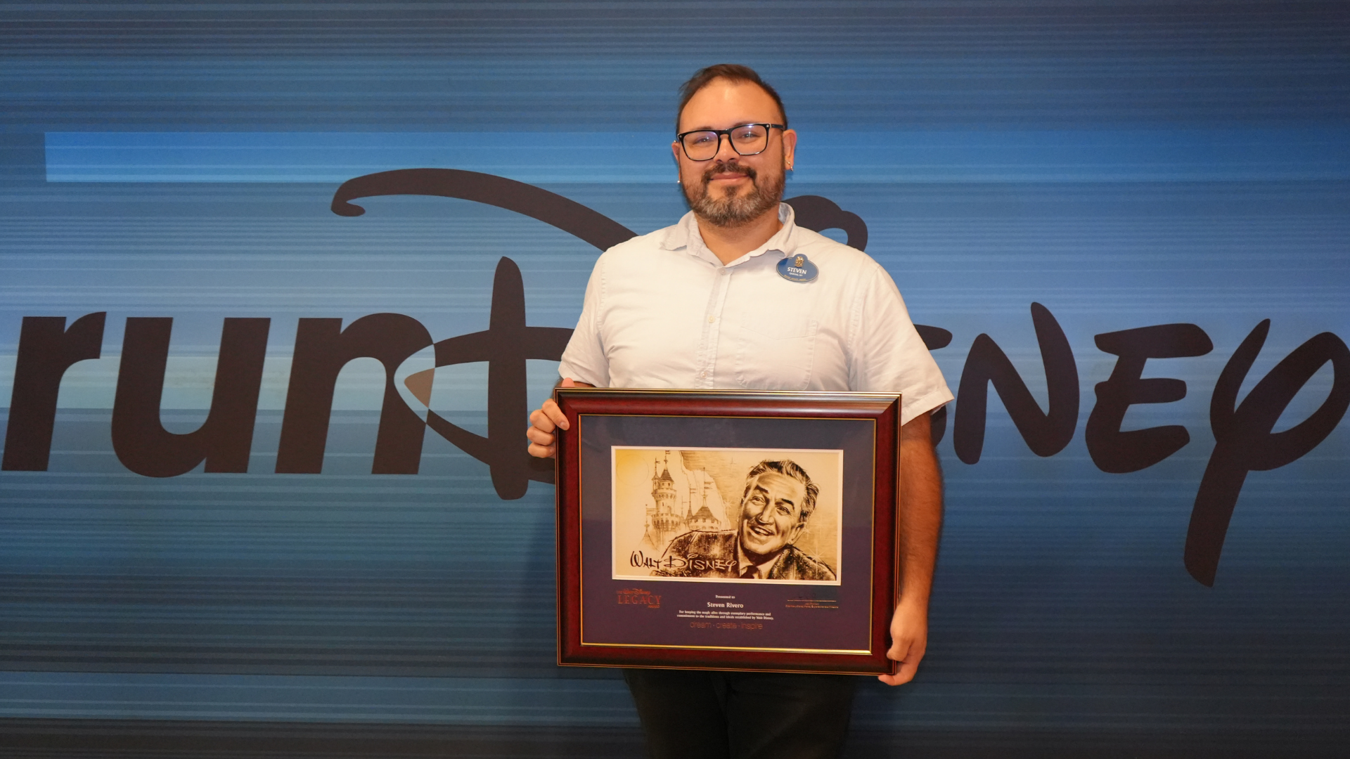 Cast Members Recieve The Walt Disney Legacy Award at Disney World