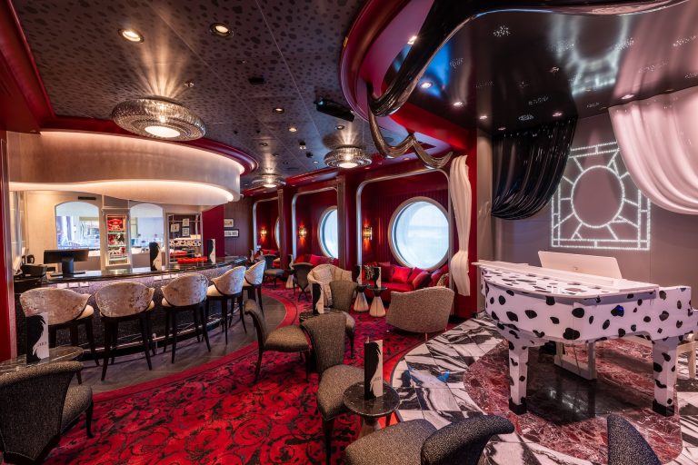 Disney Destiny De Vil's Piano Lounge
