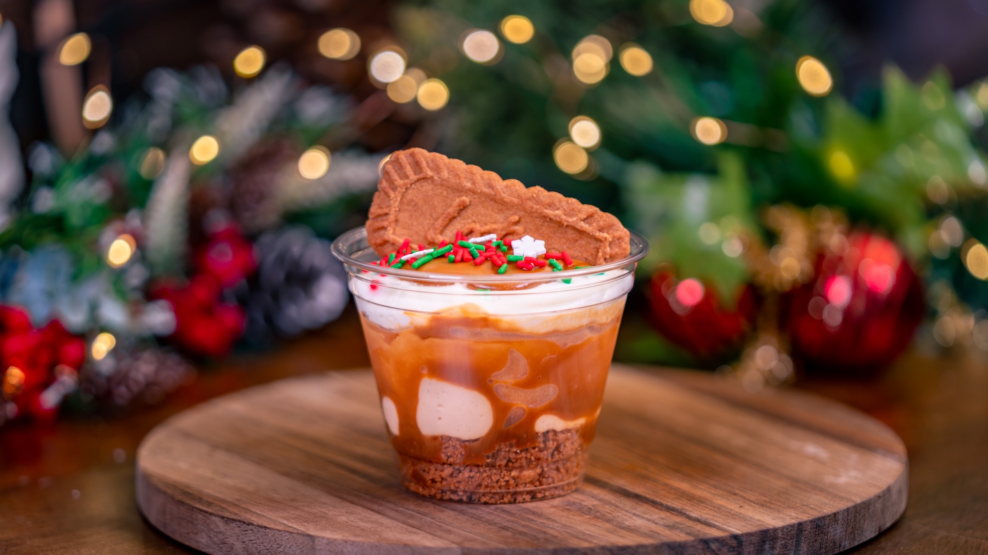 Cookie Butter Trifle: Cookie butter base, cookie butter cheesecake mousse, and vanilla chantilly cream topped with a cookie (New) 