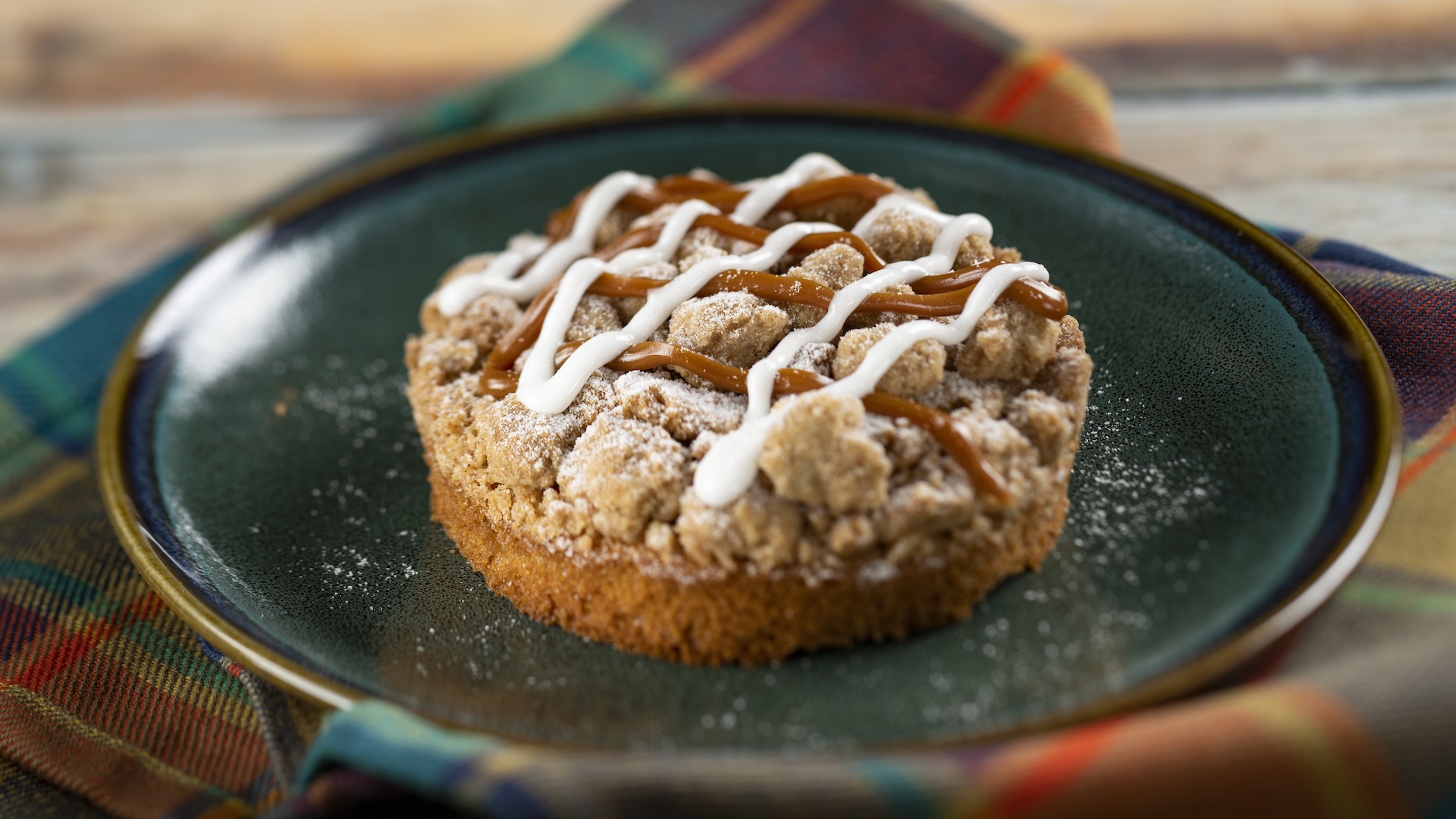 Apple-Caramel Crumb Cake
