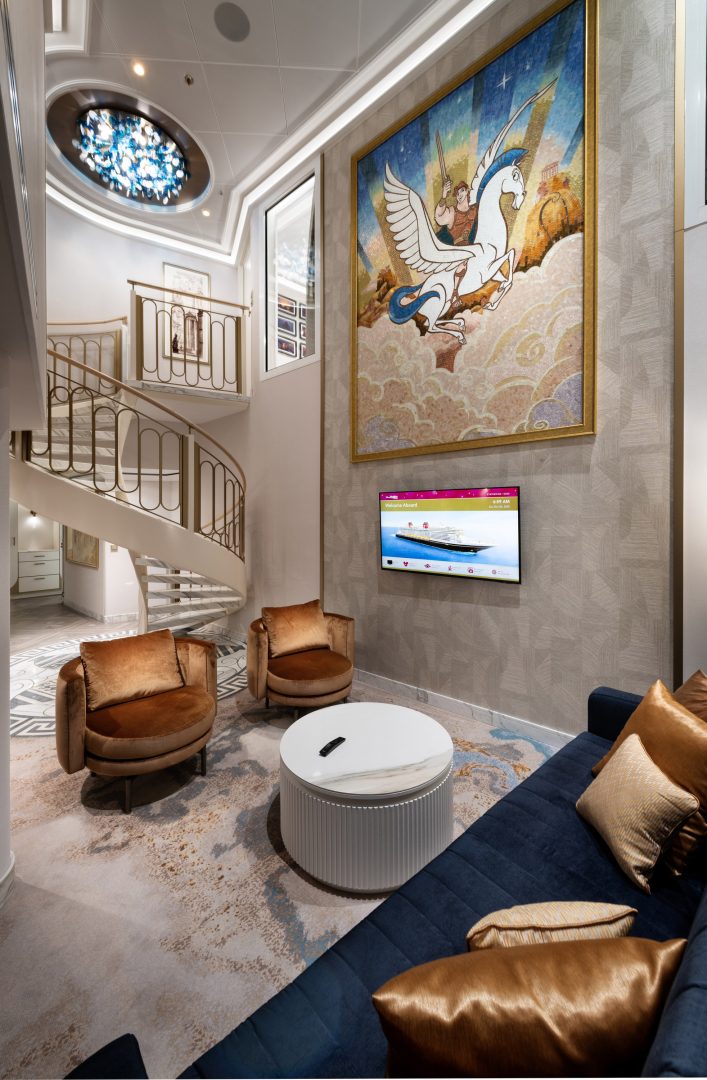 Destiny_Hero Suite_Sitting Area